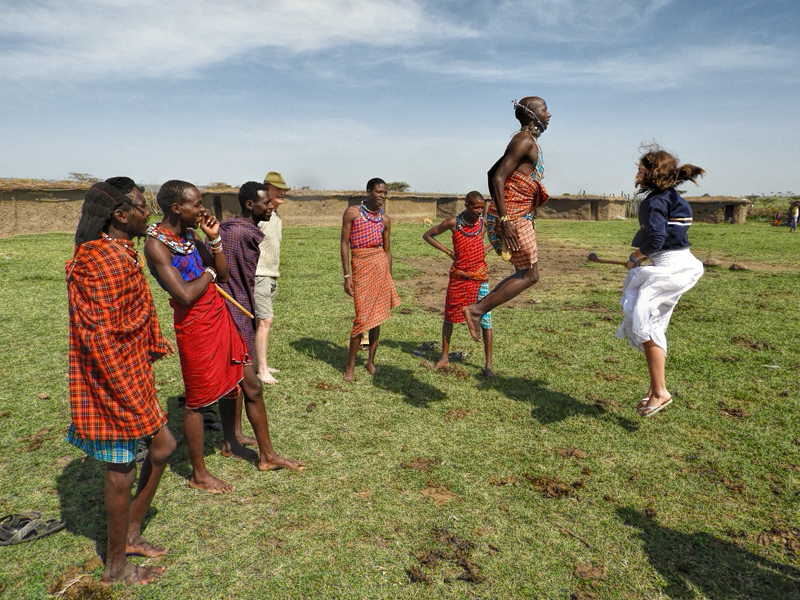 dancing-with-maasai