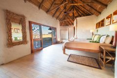 Nxai Pan lodge, guest room