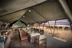 zambezi expeditions, dining room